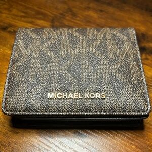 MICHAEL Michael Kors, Small Logo and Leather Wallet,Brown/Acorn,like new!